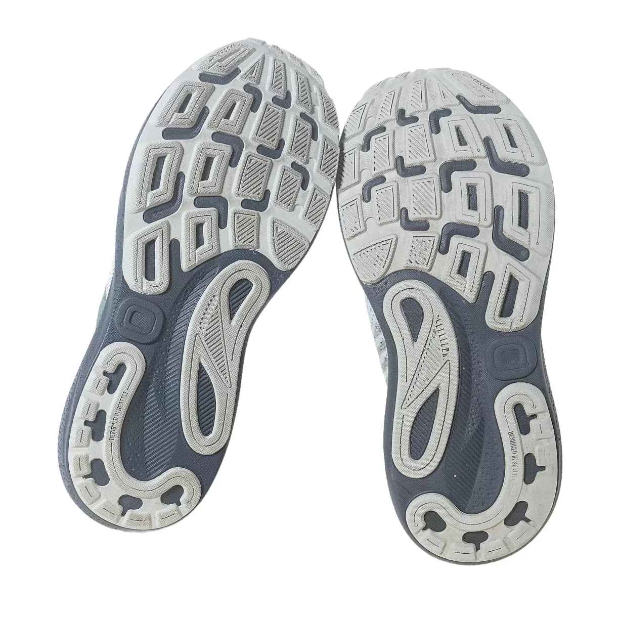 Brooks Adrenaline GTS 24 Running Shoe - Women's - Image 4