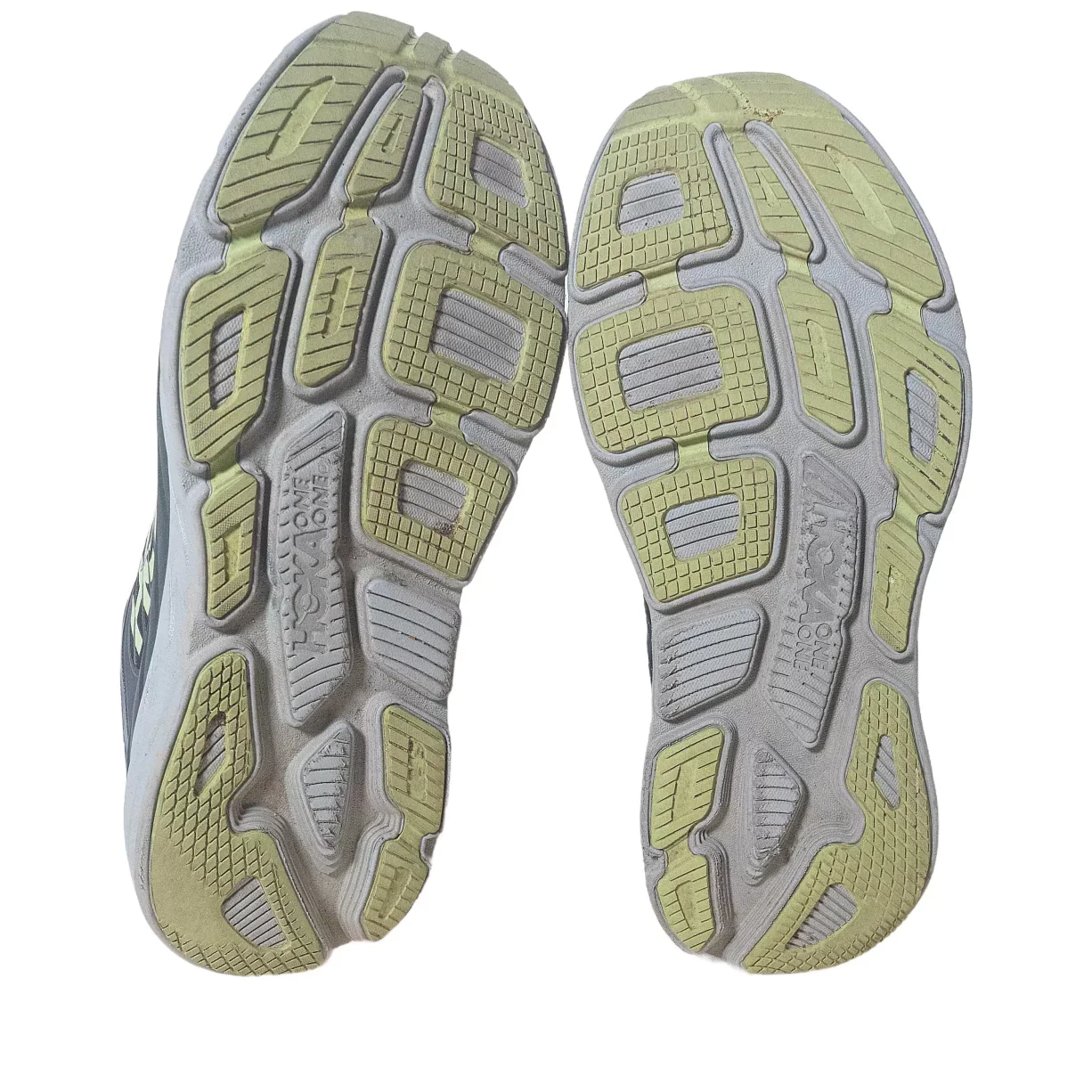 Hoka Bondi 7 Road-Running Shoes - Men's - Image 4
