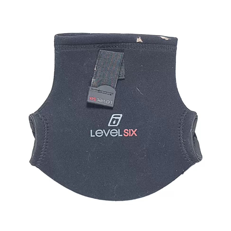Level Six Six Comp Low Profile Pogies - Unisex