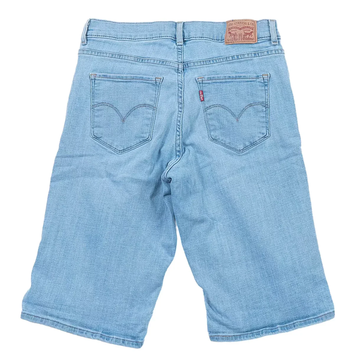 Levi's Classic Bermuda Shorts - Women's - Image 2