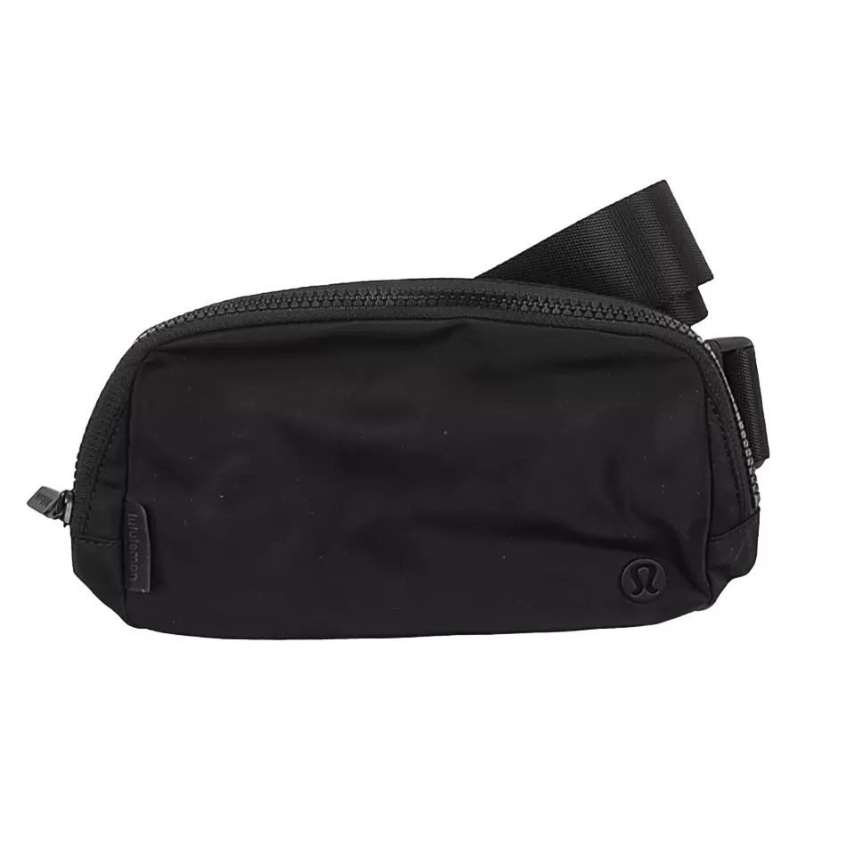 Lululemon Everywhere 1L Belt Bag