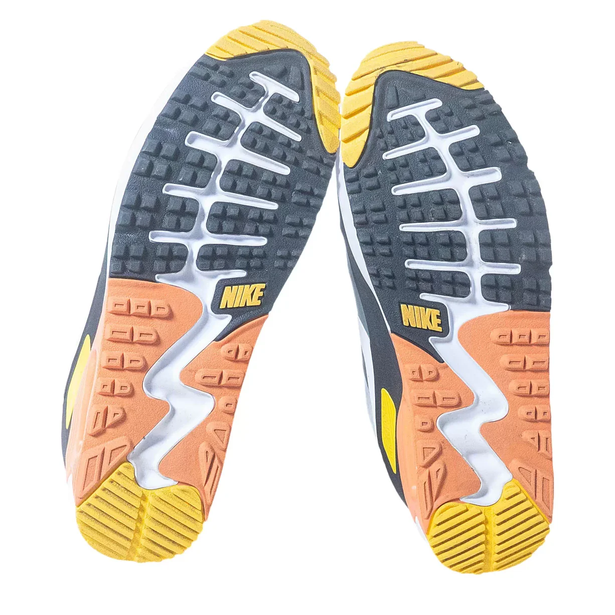 Nike Air Max 90 Shoes - Image 4