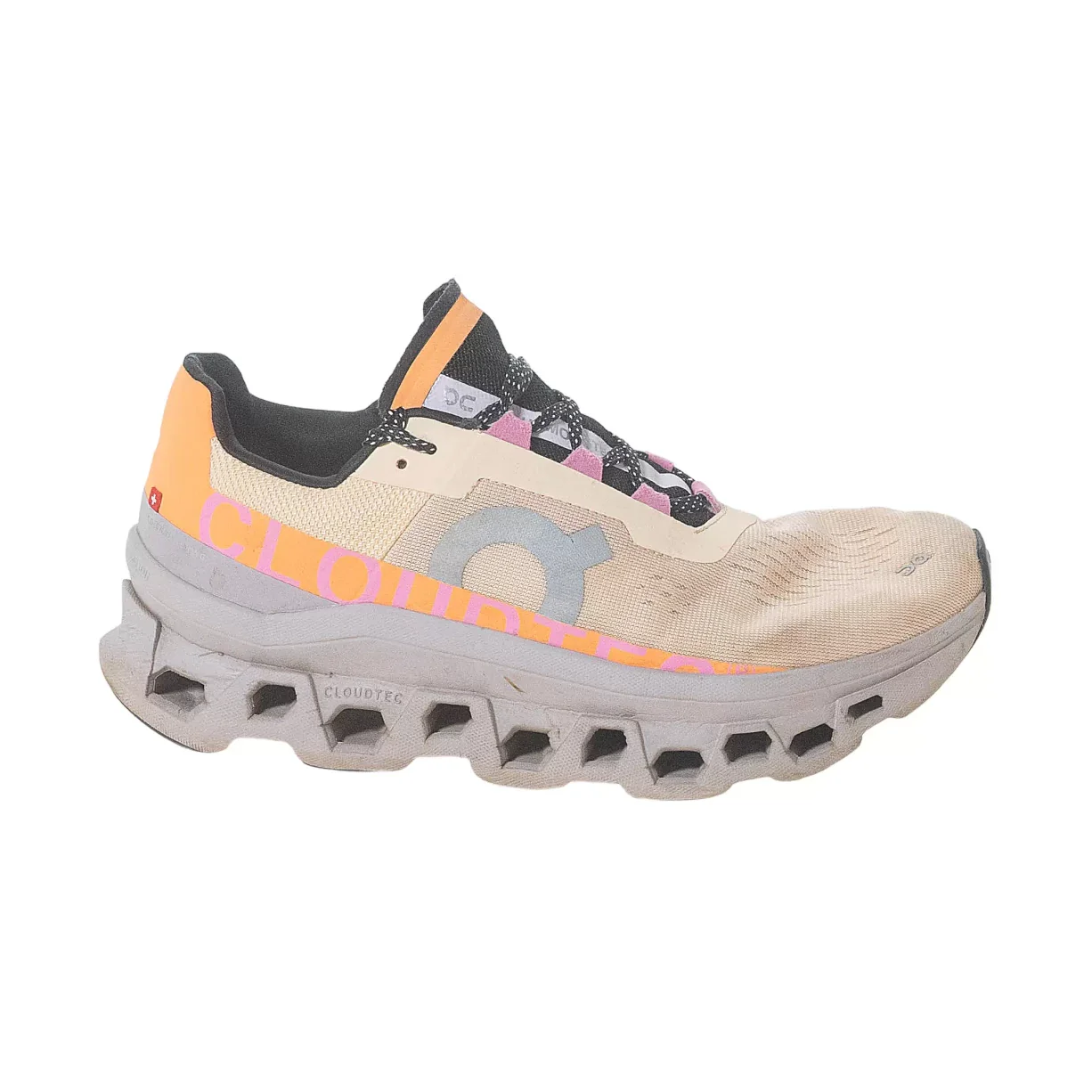 On Cloud Cloudnova Running Shoe- Women's