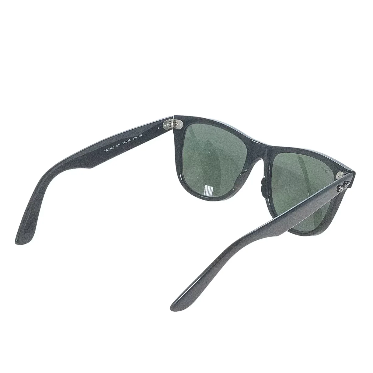 Ray Ban Wayfarer Classic Sunglasses - Image 3