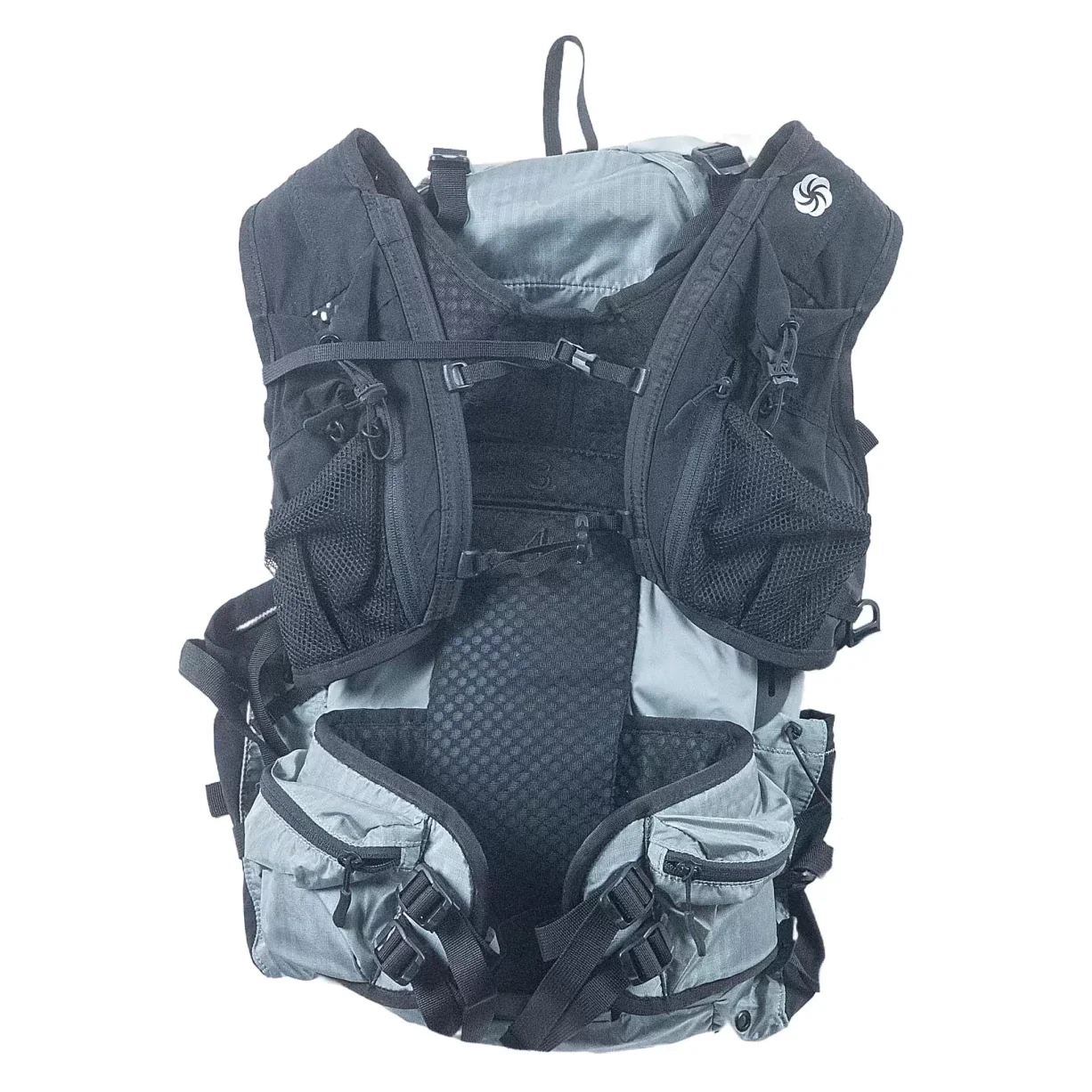 Six Moon Designs Flight 30 Ultralight Running Backpack - Image 2